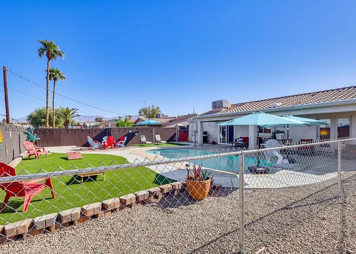 Pool, Games & Views! Havasu Family