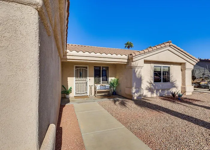 Holiday home Pool, Games & Views! Havasu Family